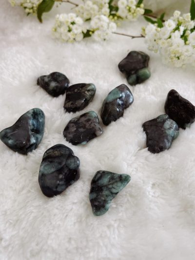 Emerald Tumbled Stone - Crystal Empire Australia